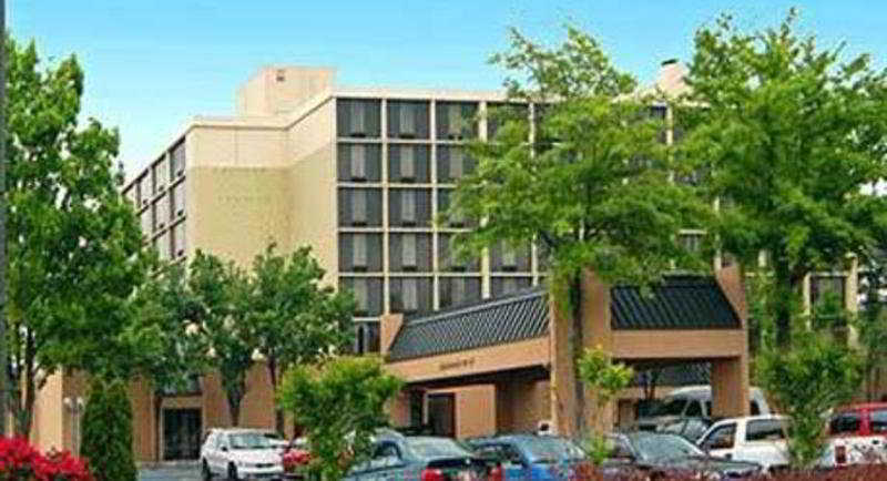 Ramada Plaza By Wyndham Atlanta Airport Hotell College Park Exteriör bild