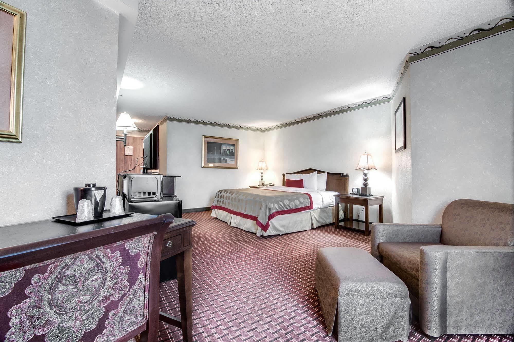 Ramada Plaza By Wyndham Atlanta Airport Hotell College Park Exteriör bild