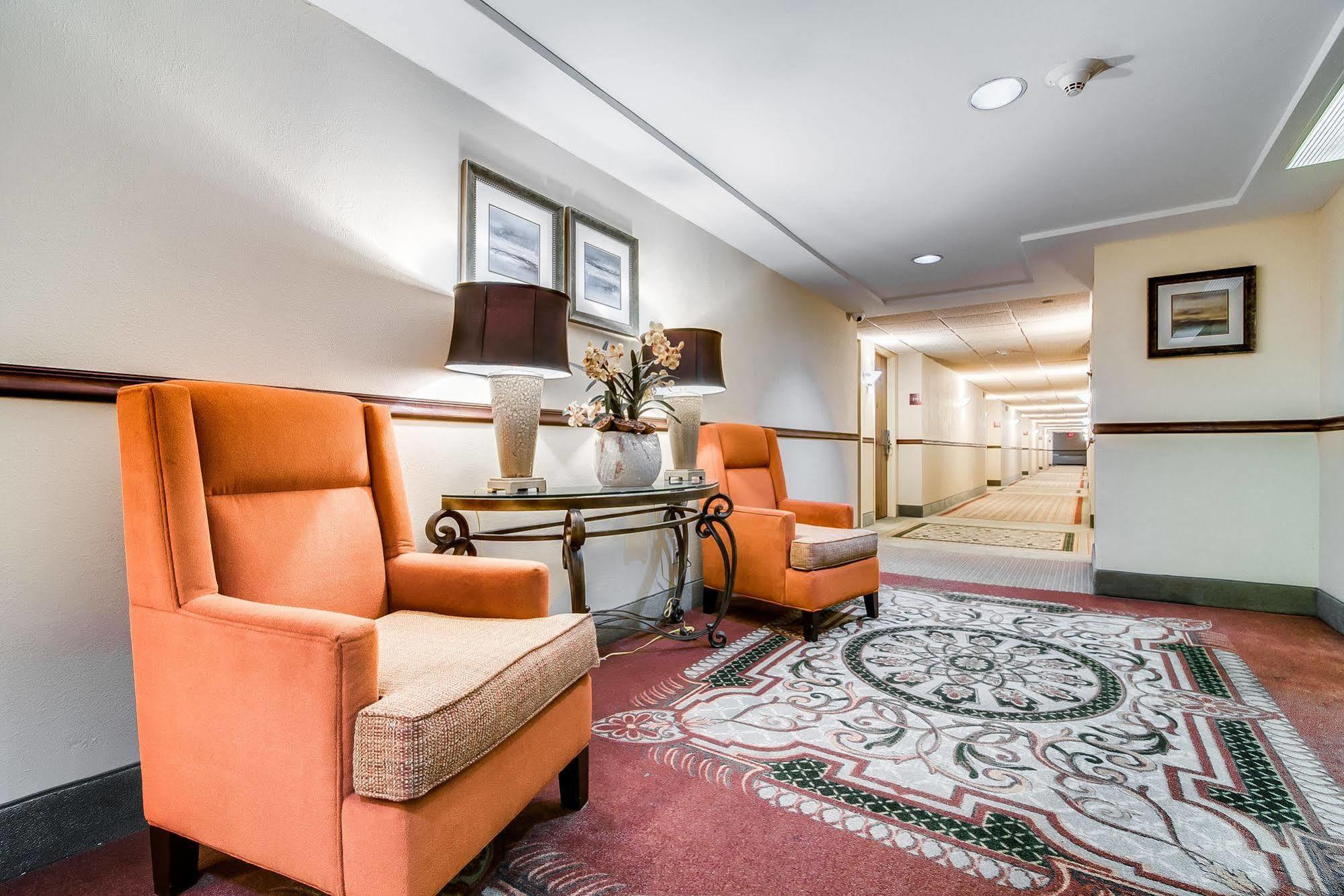 Ramada Plaza By Wyndham Atlanta Airport Hotell College Park Exteriör bild