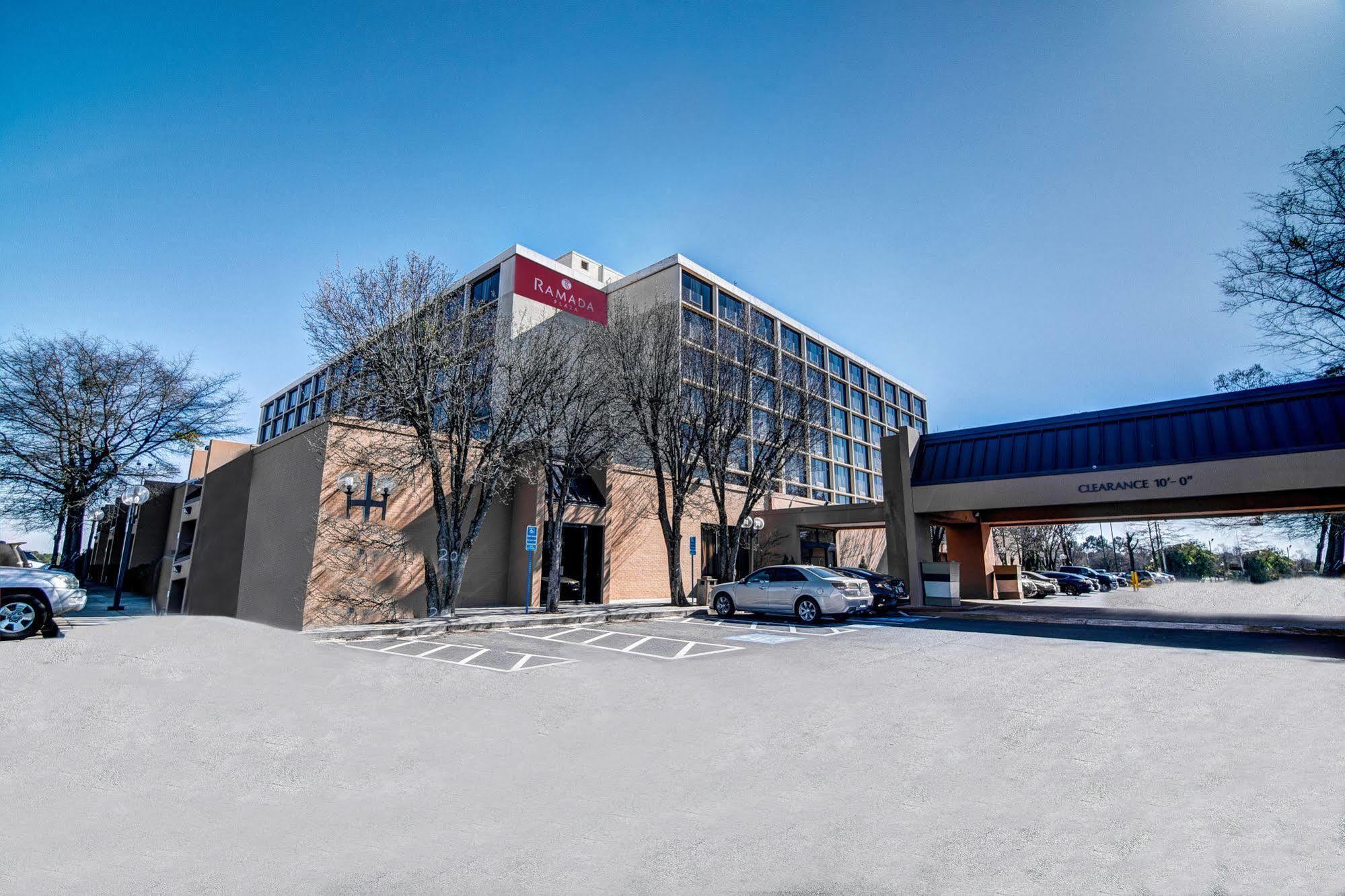 Ramada Plaza By Wyndham Atlanta Airport Hotell College Park Exteriör bild