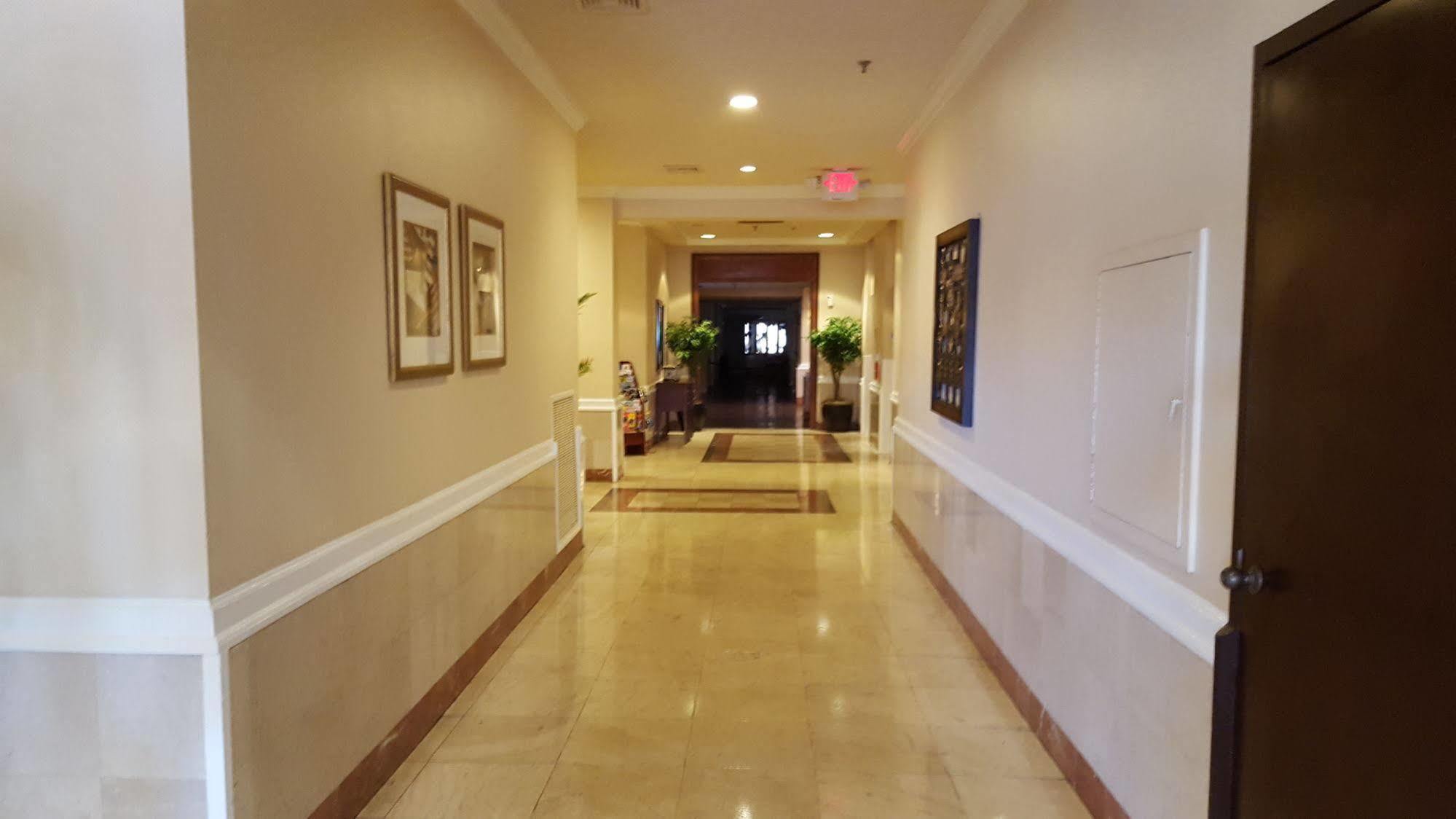 Ramada Plaza By Wyndham Atlanta Airport Hotell College Park Exteriör bild